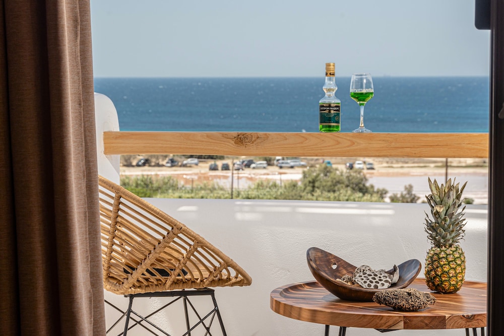 Hotel Naxos Contelibro - Image 1