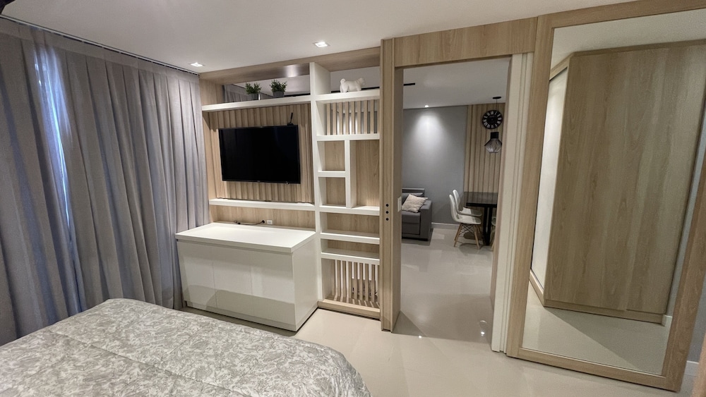 Riverside Residence