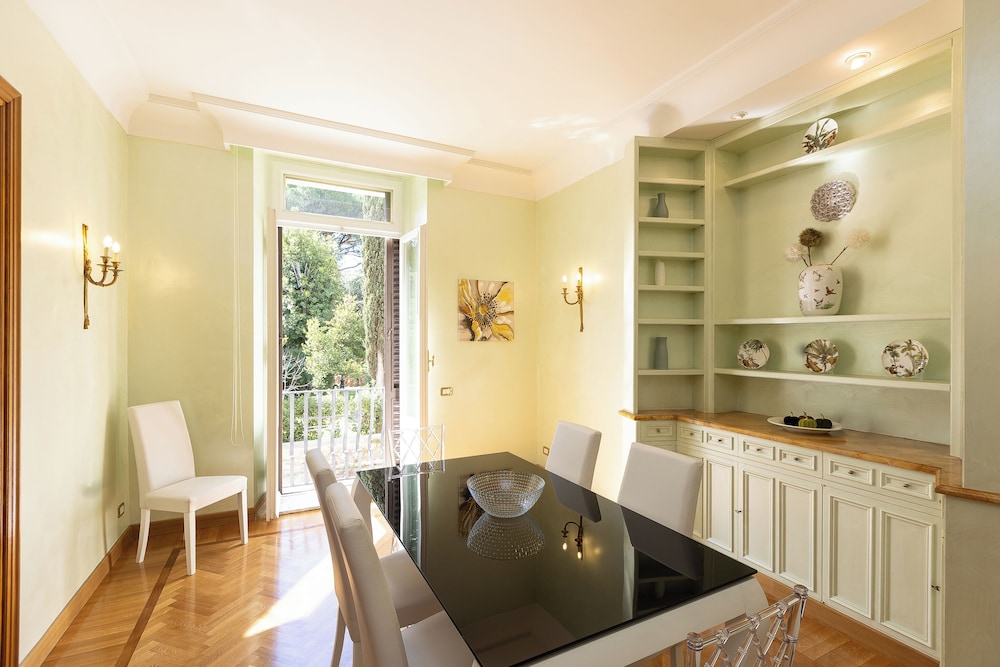 Ludovisi Apartment
