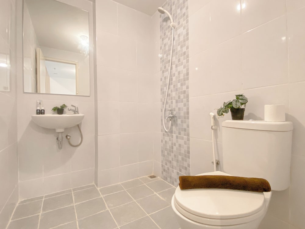 Restful And Good Deal 2Br At Tokyo Riverside Pik 2 Apartment