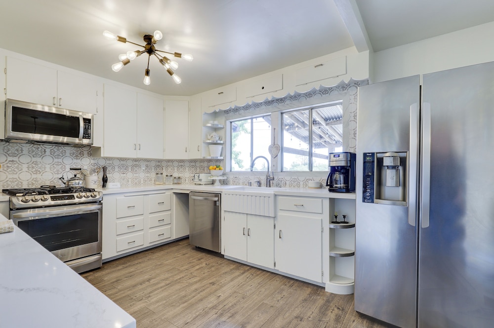 Sonoma County Vacation Rental w/ Vineyard Views!