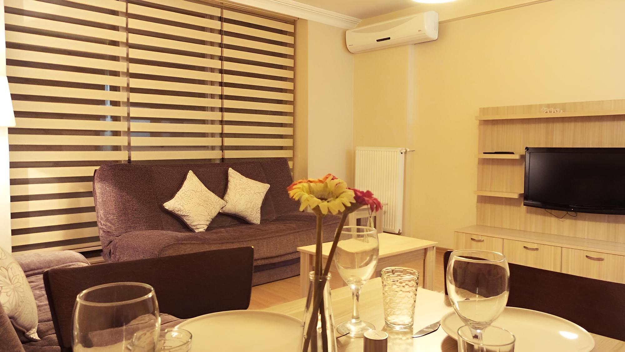 Atrium Suites