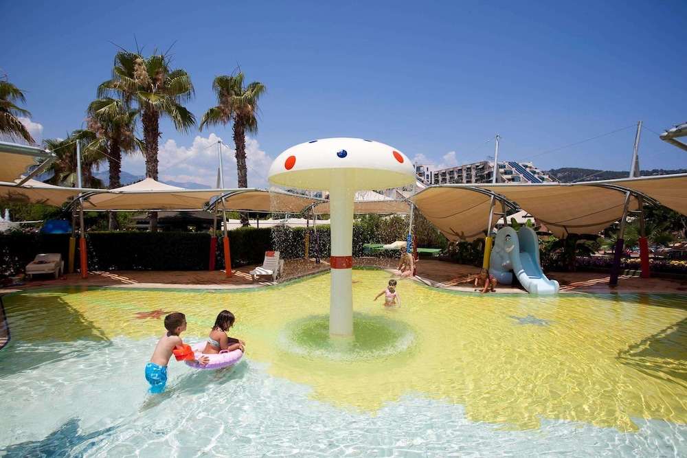 Limak Limra Hotel & Resort