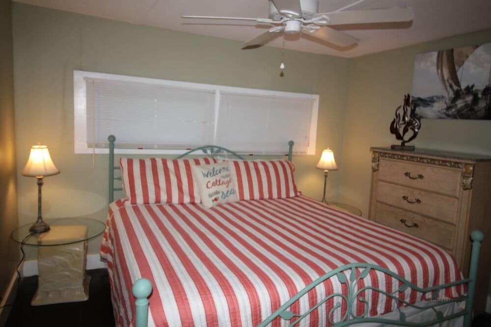 Indian River Lagoon Waterfront Cottages