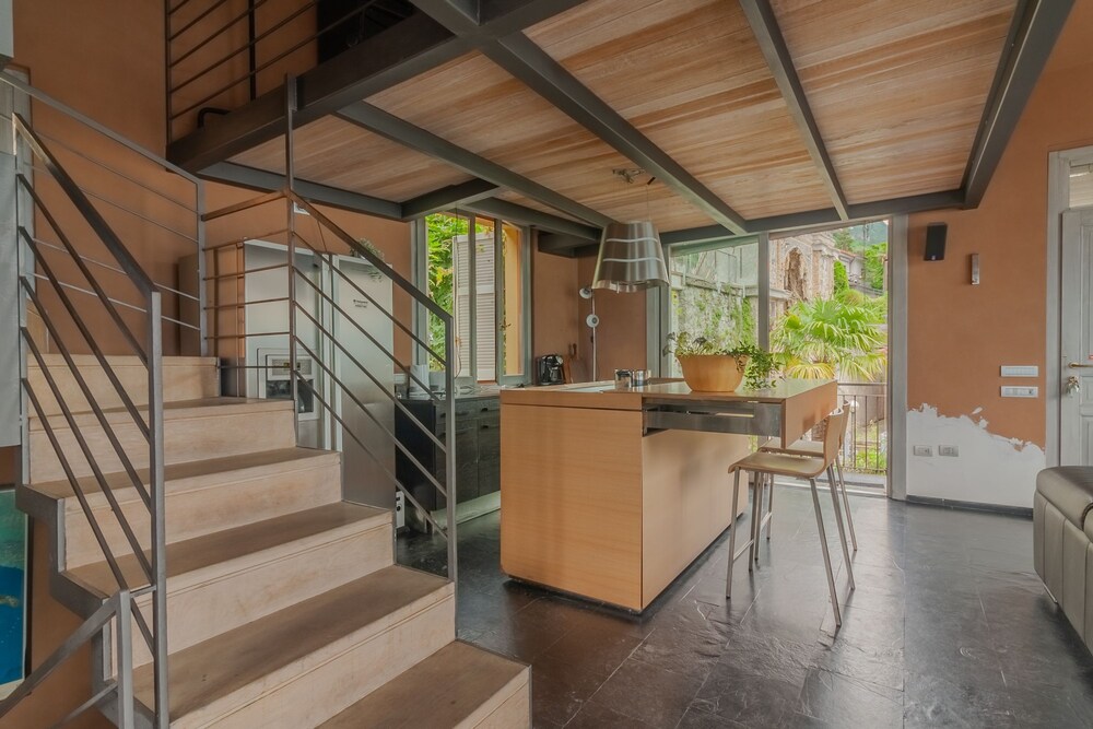 Fontana Penthouse in Fiumelatte