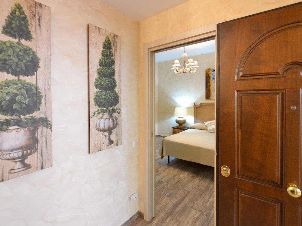 Bacall Apartment
