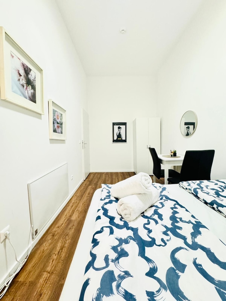 Affordable 5BR Apartment Atzgersdorf