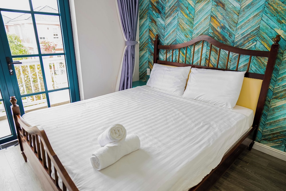 Luxury 4 br Emerald Villa-Novaworld PT