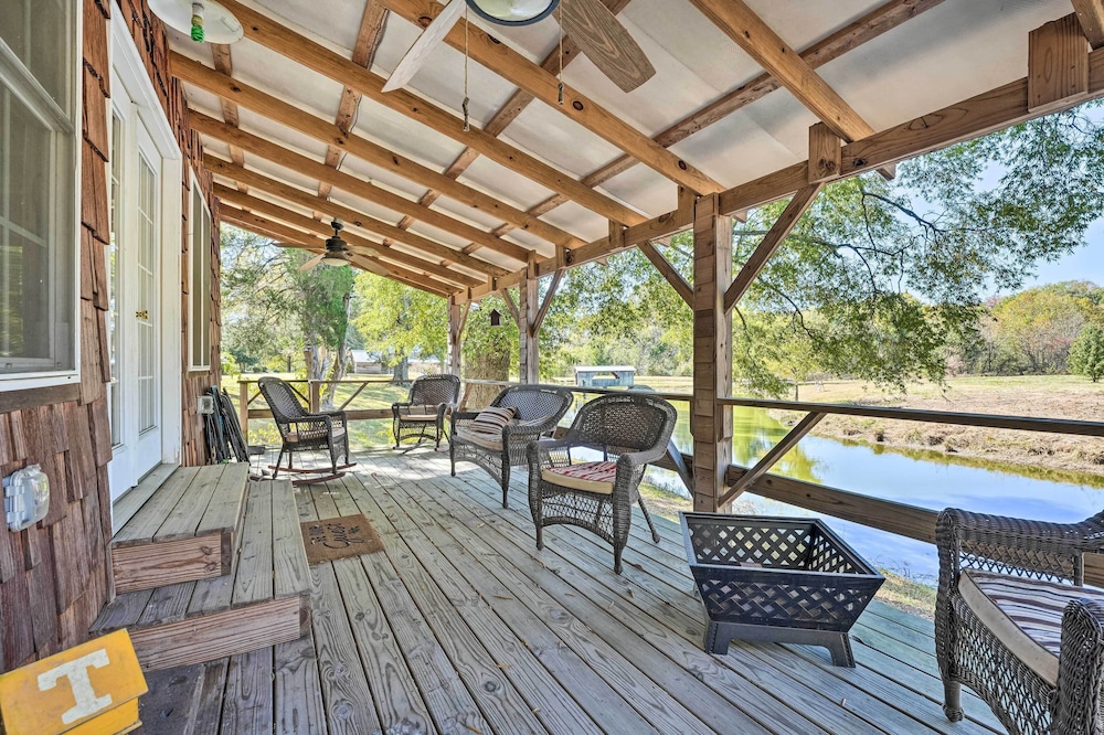 Idyllic Cabin w/ Fire Pit, Kayak On-site! view 5