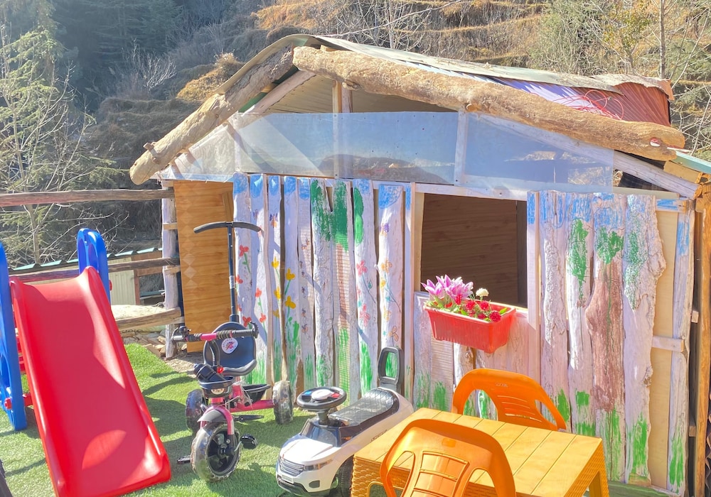 Small Victories Mountain Stay