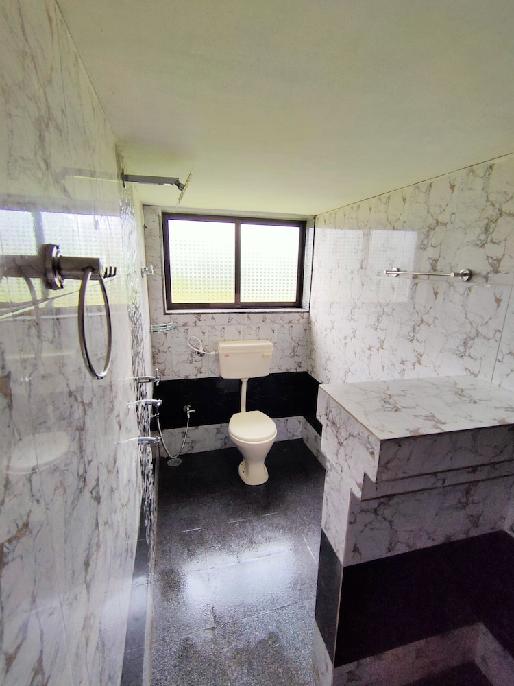 Shobha Farmhouse