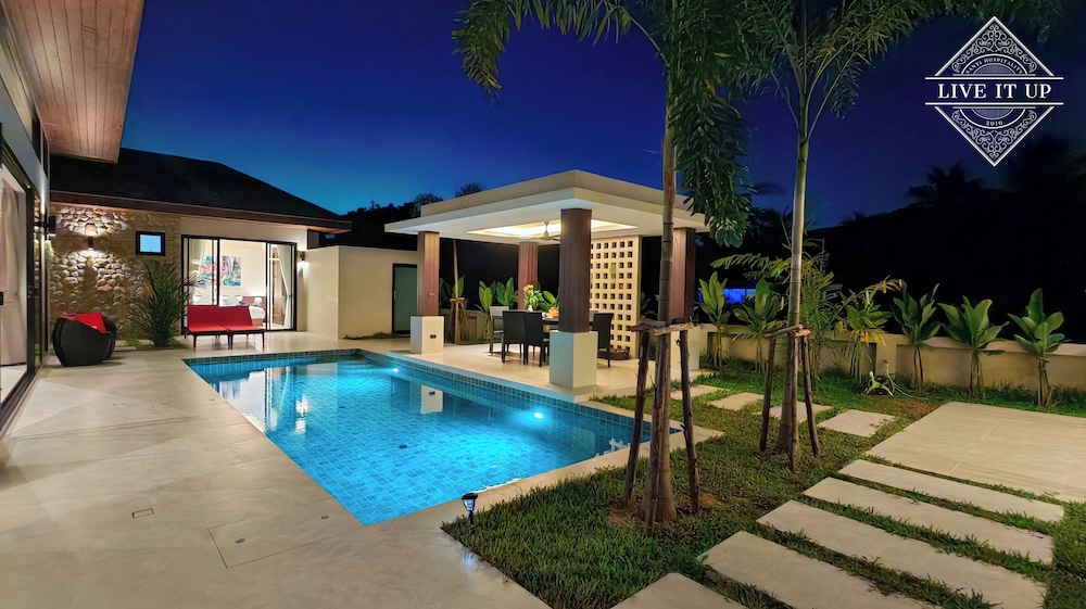 Santi Tara Villas