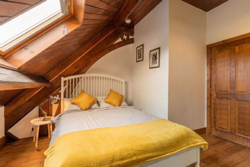 LES Condos in Beautiful Complex With Pool, Near the Beach