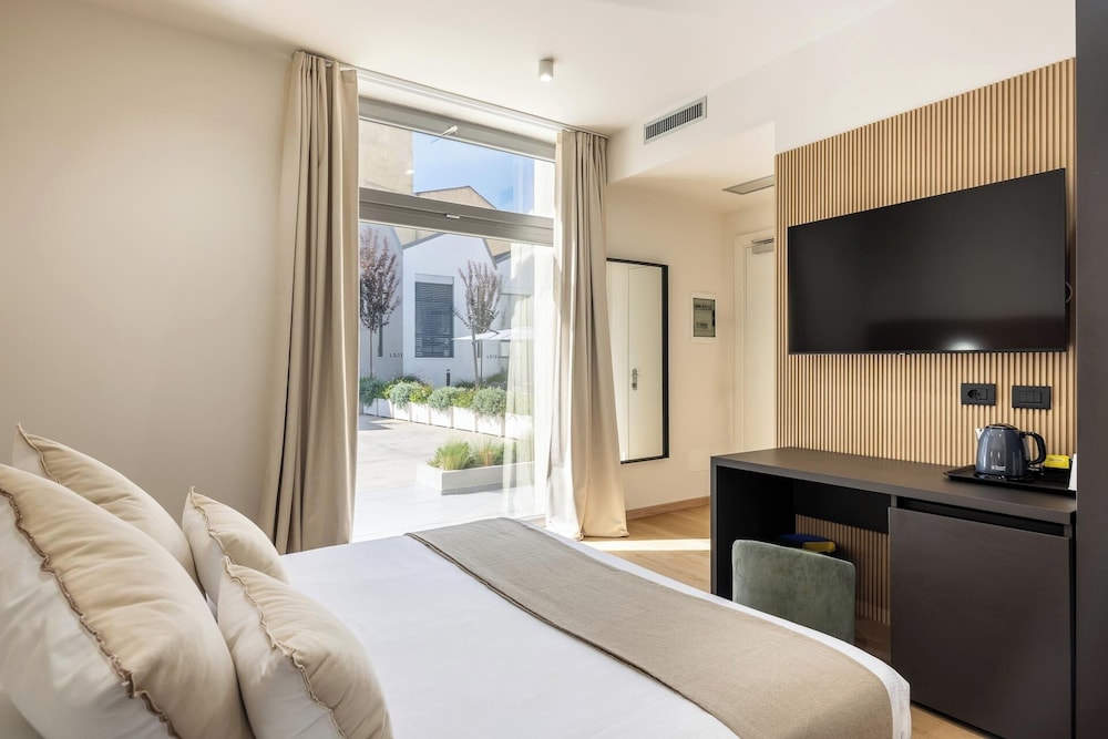 RH Lifestyle Rooms & Suites