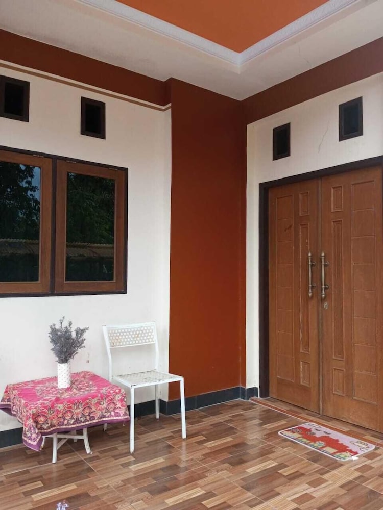 Gloria Guest House