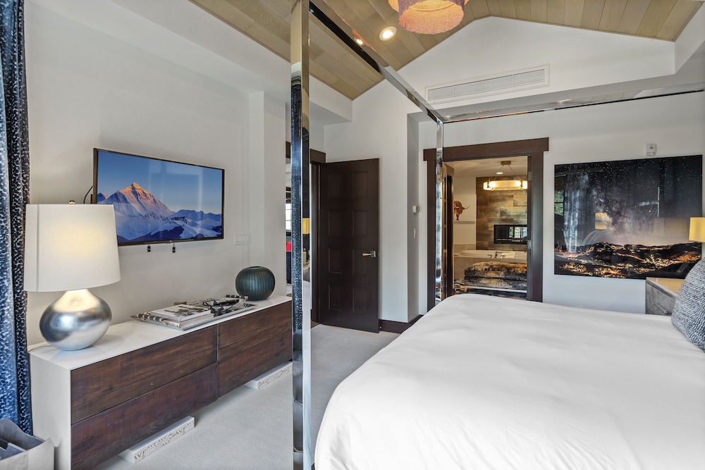 Flagstaff Lodge at Deer Valley Resort - Four Bedroom Residence #507 4 Condo