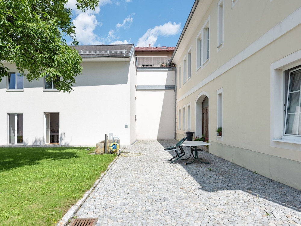 Scenic Apartment in Ulrichsberg near Museum & Jazz Club