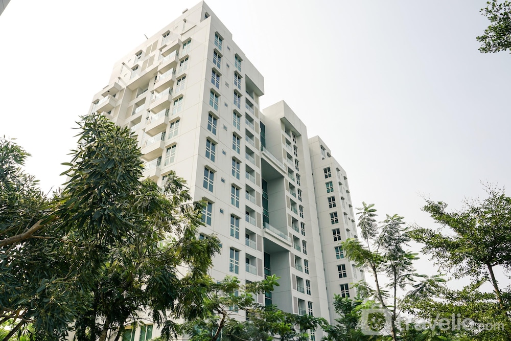Cozy And Enjoy Living 1Br At Citralake Suites Apartment