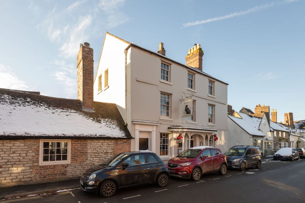 Host Stay The Coach House