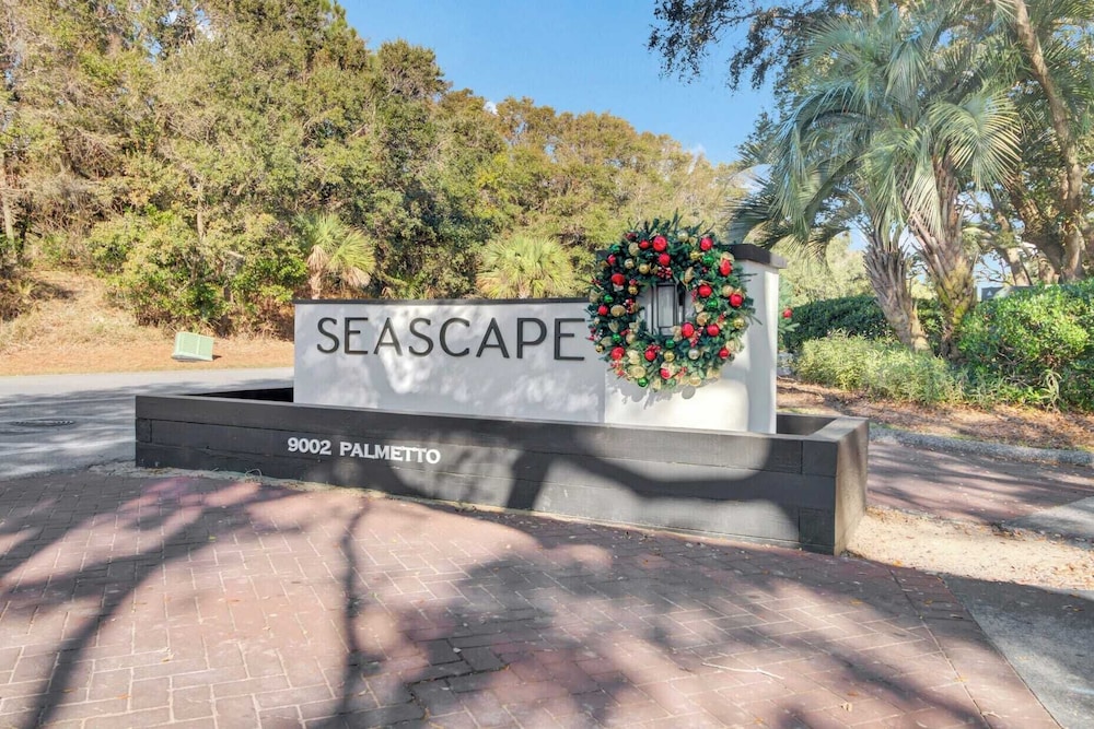513 Seascape by Avantstay Oceanfront Home w/ Amazing Views & Community Pool Access