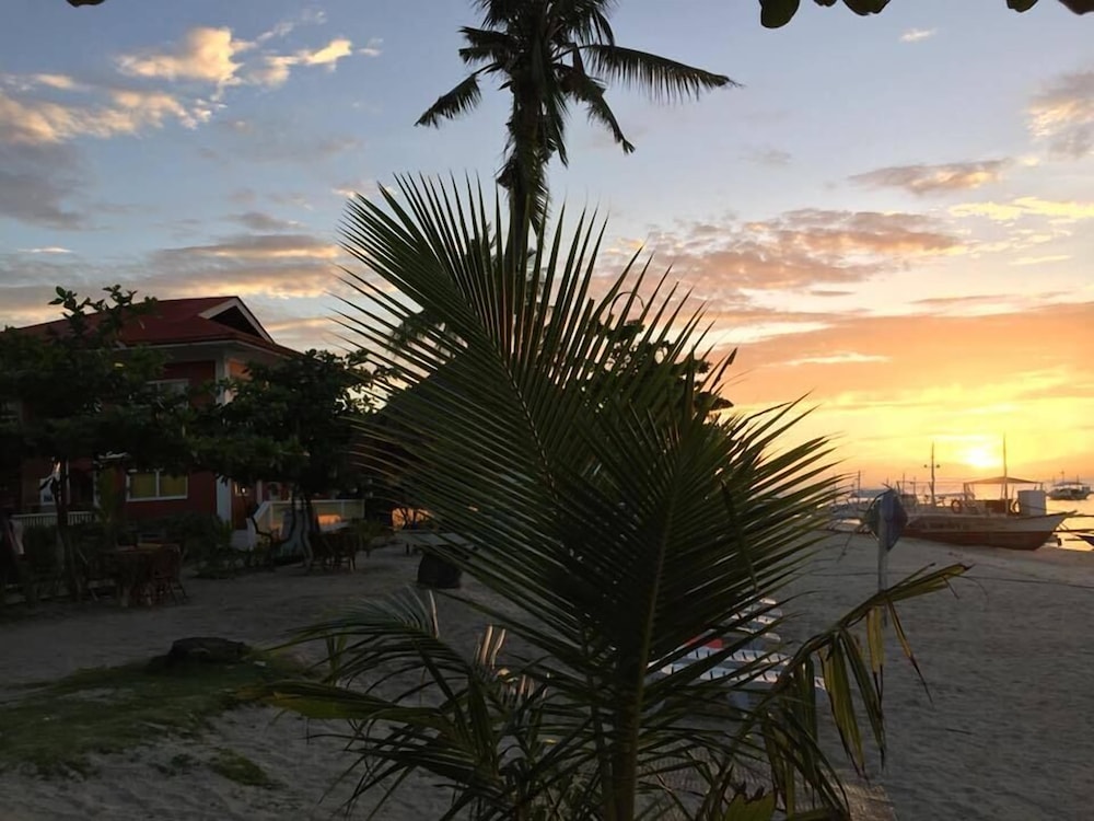 Malapascua Beach and Dive Resort
