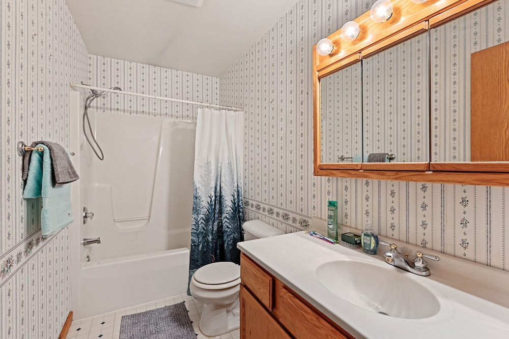 Wazeecha Lodge in Wisconsin Rapids