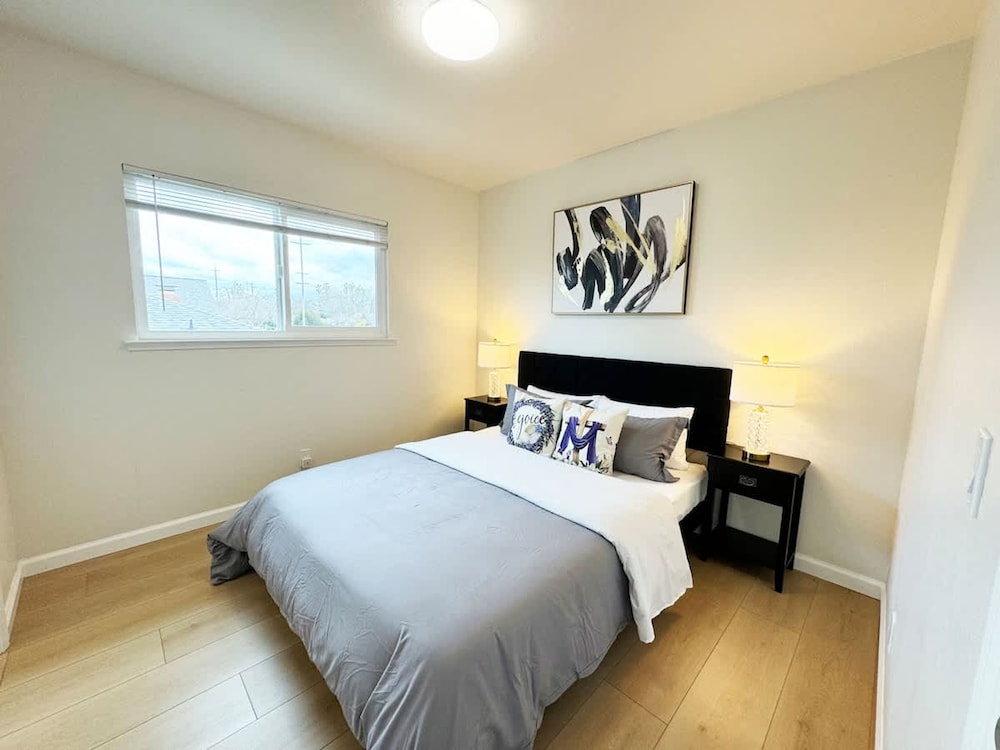 Comfortable 4BR Heart Downtown SJ Central AC Sjsu