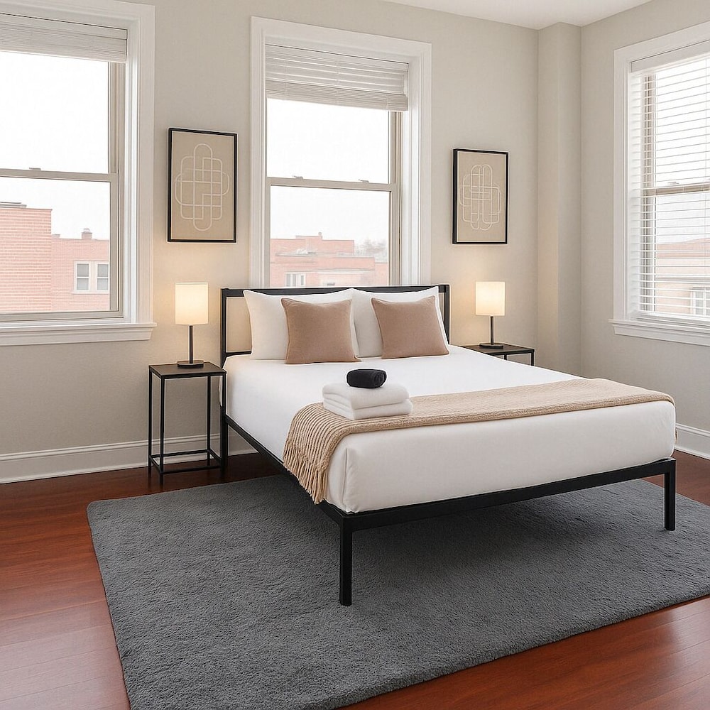 Cozy 3BR - Hyde Park 1004