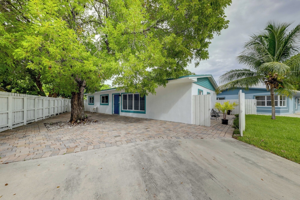Great for Snowbirds! Pompano Beach Home w/ Patio