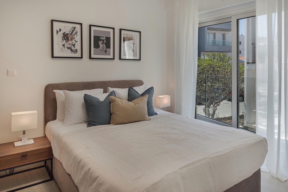 Phaedrus Living: Travertine Residences 101