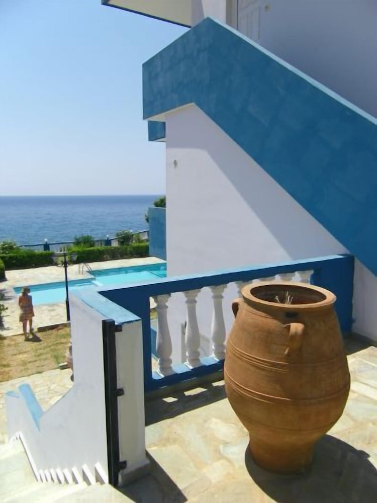 Cypriana Apartments