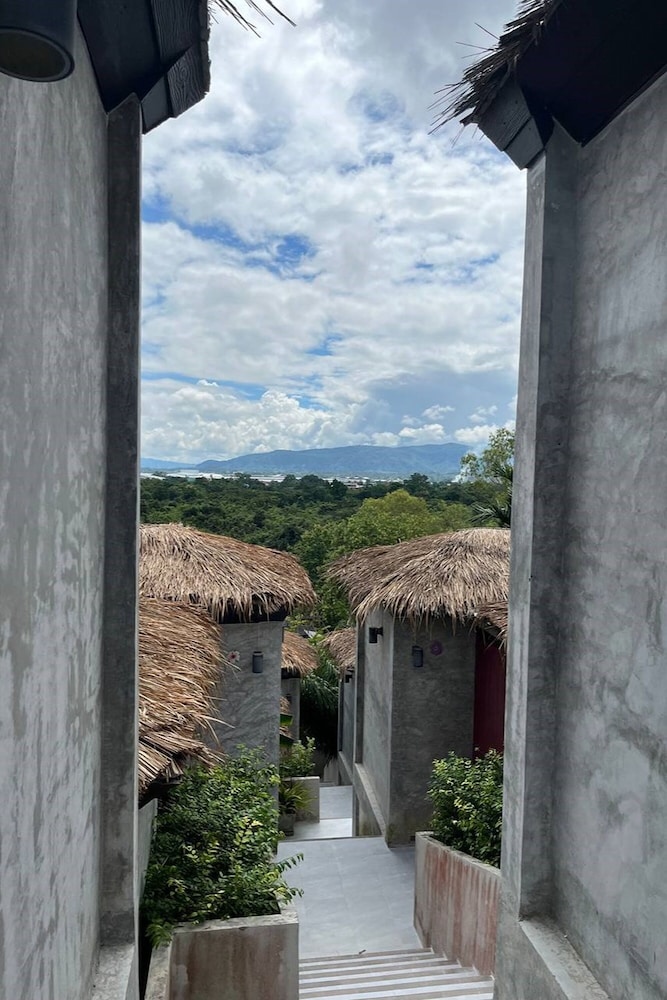 TANYA Baan Bon Doi