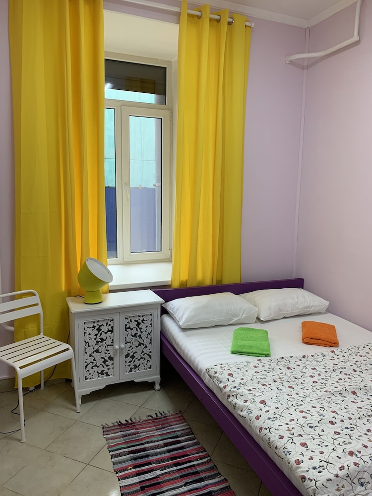 Hostel Makarena