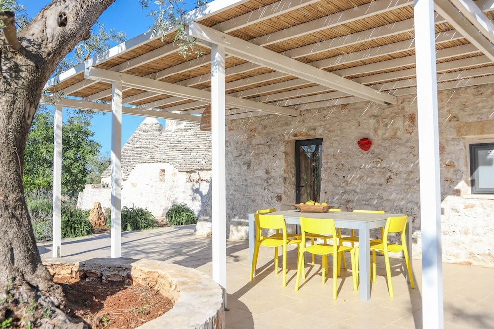 TD Trulli Albapetra Pool Olive Trees view 5