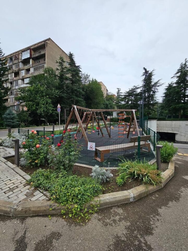 Tbilisi Gardens One Bedroom With Pool