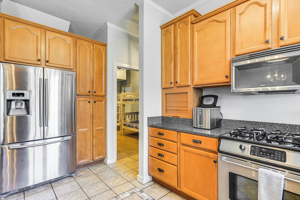 Pet-friendly Home on Lake Gaston w/ Furnished Deck view 5