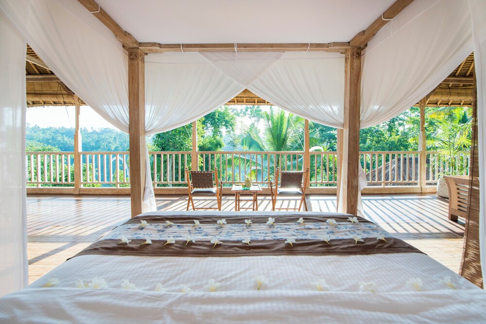 Villa Shamballa by Villa Finder