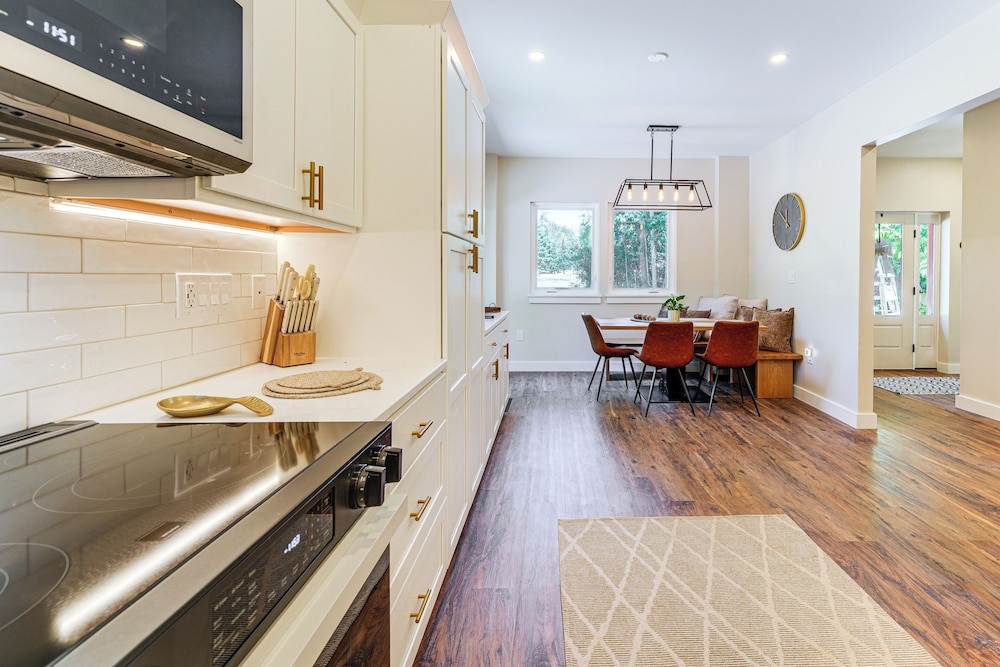 Modern Gem on 15 Acres, 5 Mi to Old Orchard Beach!