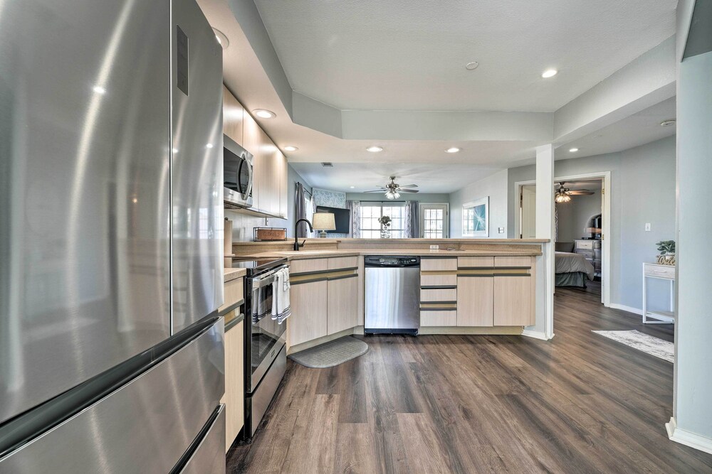 Branson Condo w/ Screened Porch + Pool Access! view 5