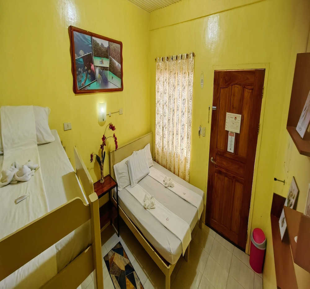 Las Residencias Bed and Breakfast