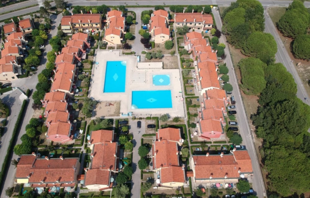 Renovated Holiday Home With Pool in Bibione