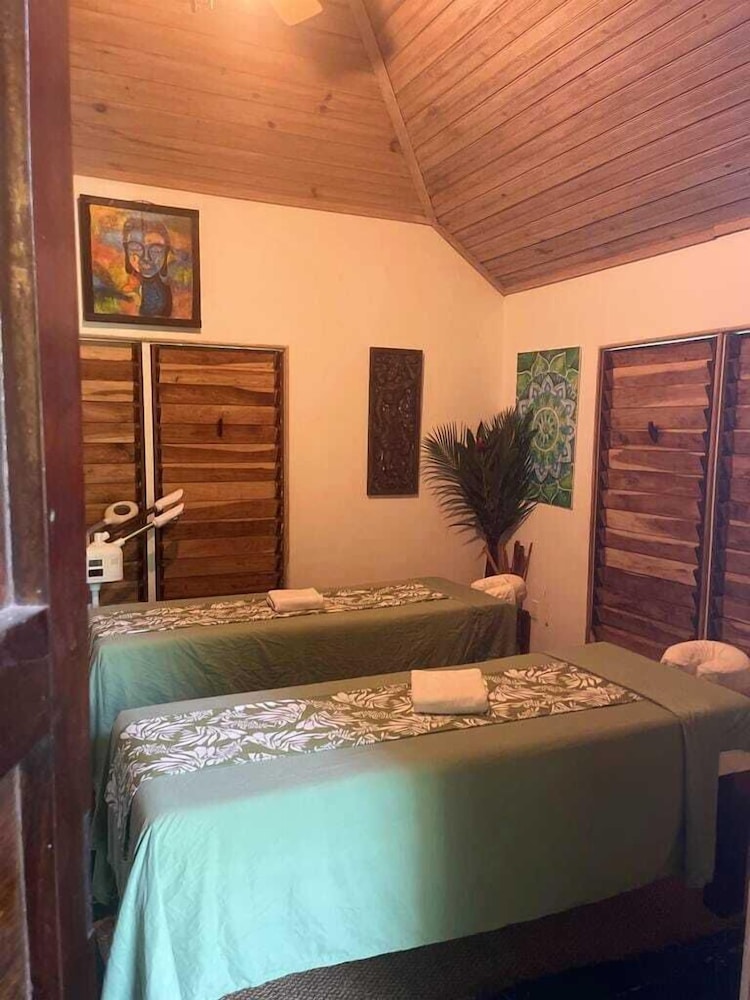 Guava Grove Resort & Villas