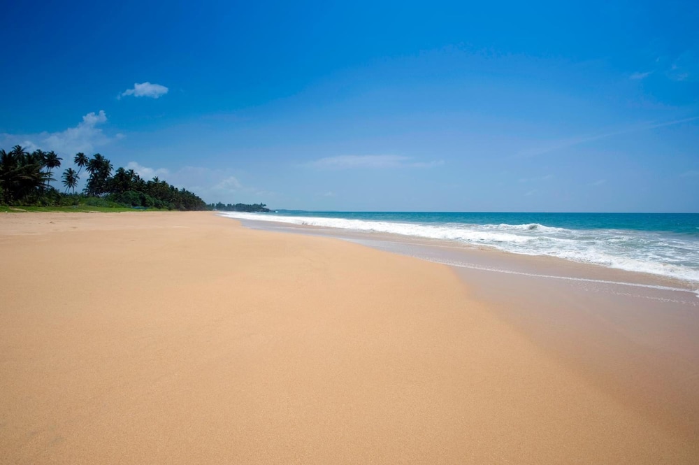 Sri Villas