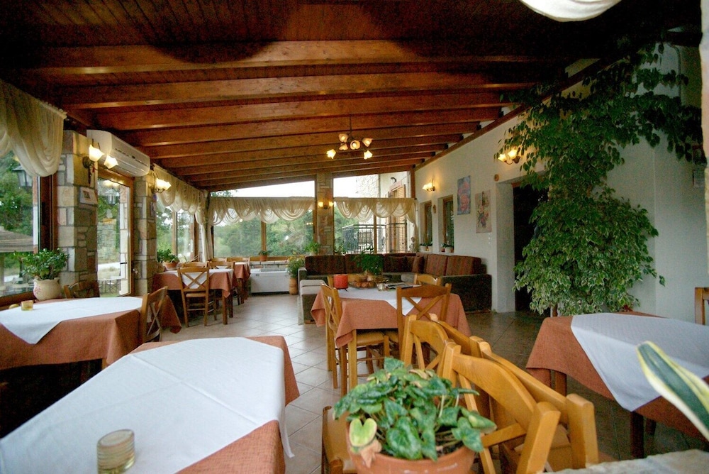 Orama Hotel