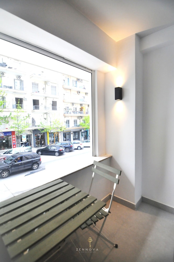 Zennova 71 Mondè Thessaloniki Apt