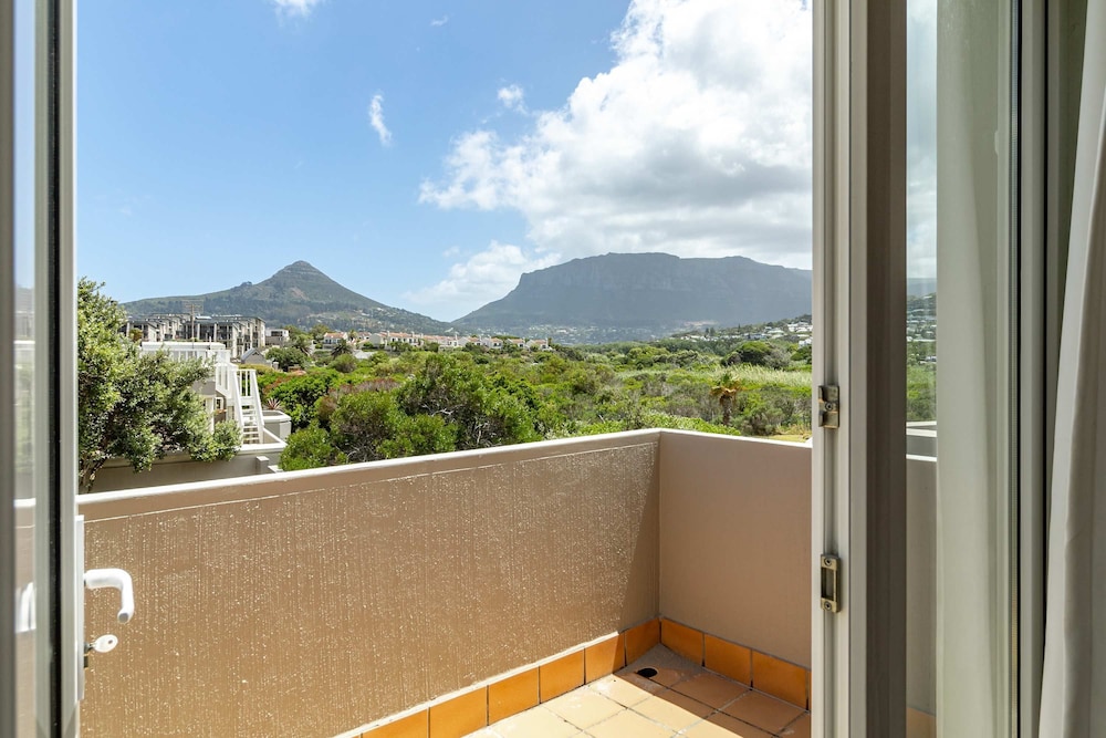 3 Bedroom Family Apartment Beach Club - Houtbay