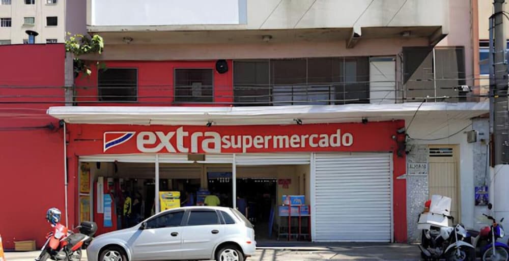 Moderno com AC piscina e academia