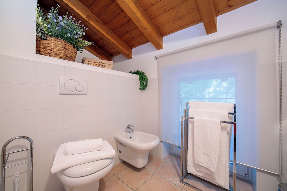 Casa Mastena Vista Lago