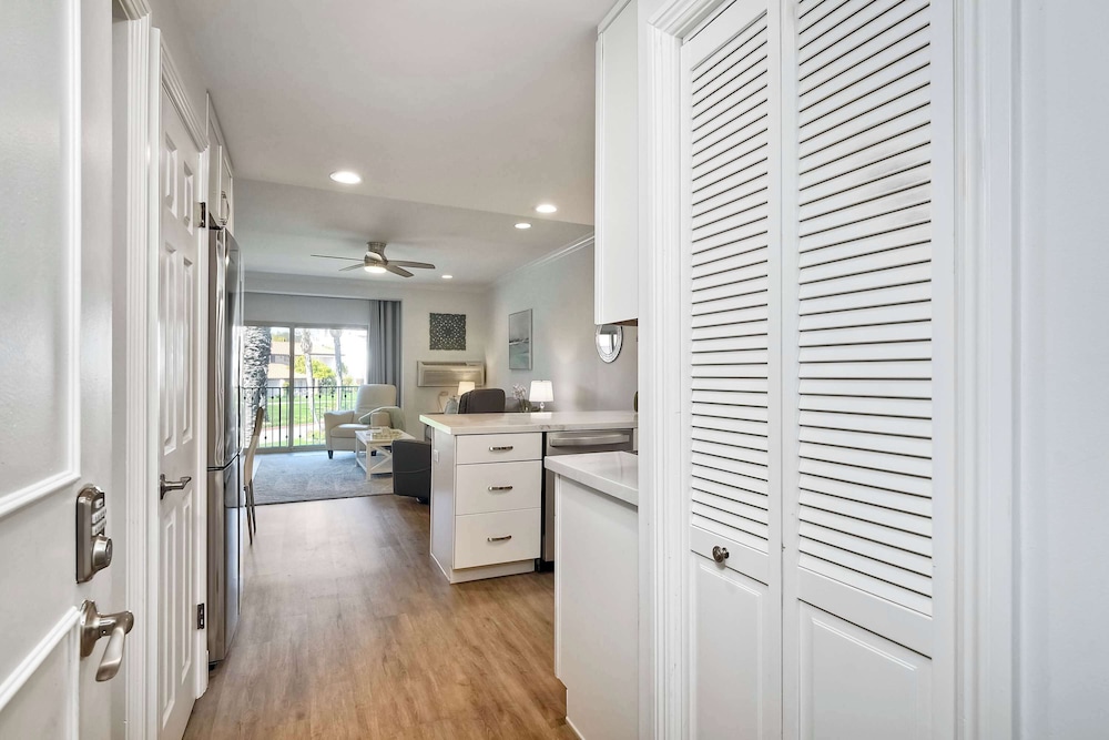 La Costa Gem - Condo for 3!