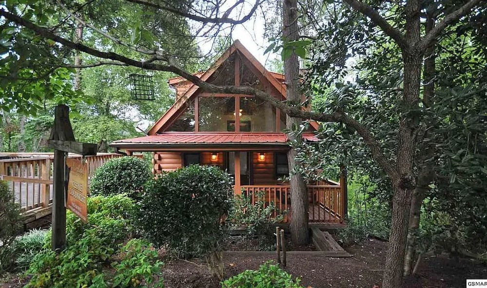 Secluded Sweetheart Escape